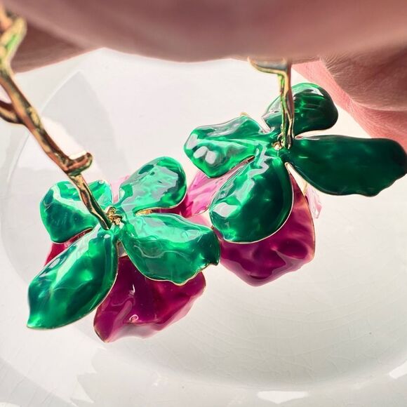 New! Zara Floral Earrings - Picture 7 of 11